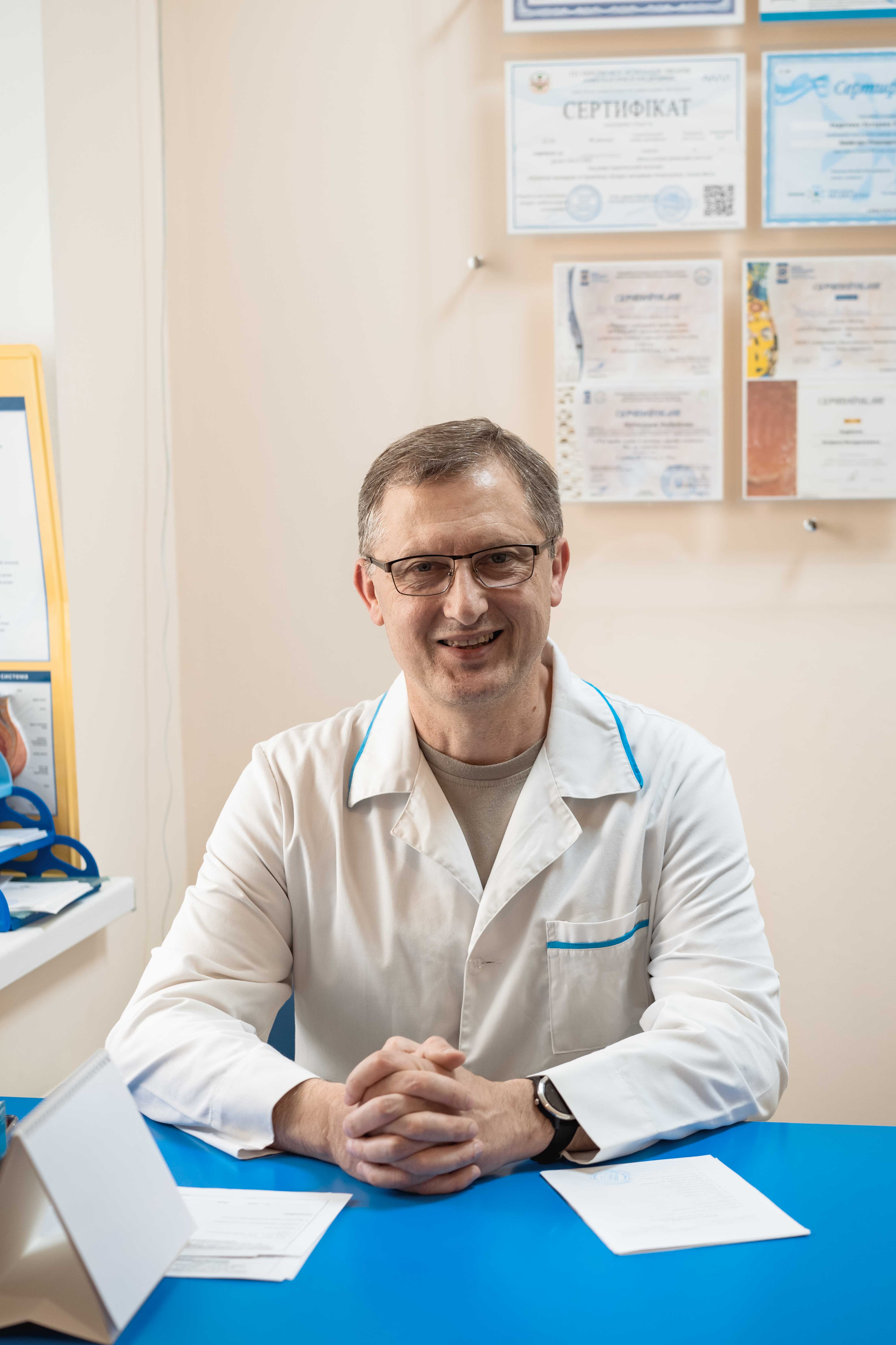 авиценна медикал медицинский центр николаев Лікар онкохірург мамолог онкохирург маммолог Ромасюнь Святослав Петрович Ромасюнь Святослав Петрович авіценна медікал миколаїв avicenna medical