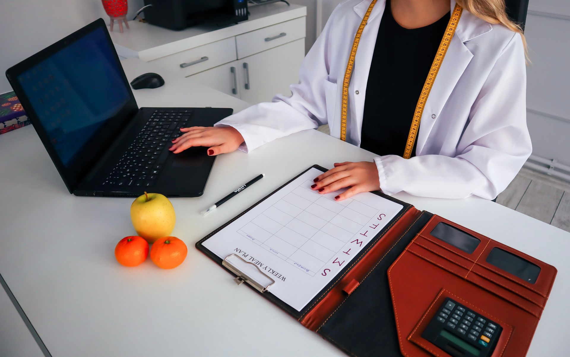 врач диетолог лікар дієтолог частная клиника приватна клініка медичний центр медицинский центр авіценна медікал миколаїв авиценна медикал николаев avicenna medical